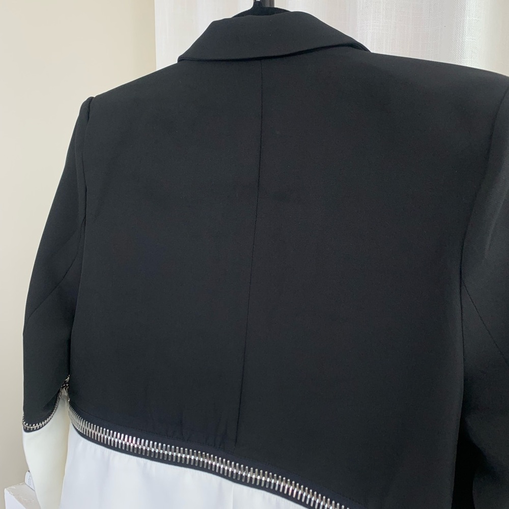 Black and White Blazer - Picture 4 of 4